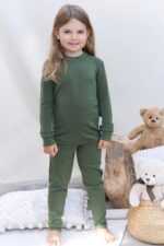 apatiniai drabužiai vaikams – merino komplektukas su marškinėliais ir timpomis