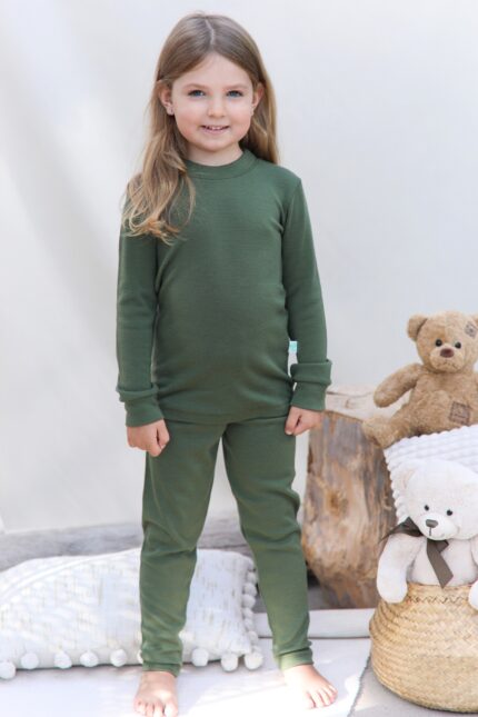 apatiniai drabužiai vaikams – merino komplektukas su marškinėliais ir timpomis