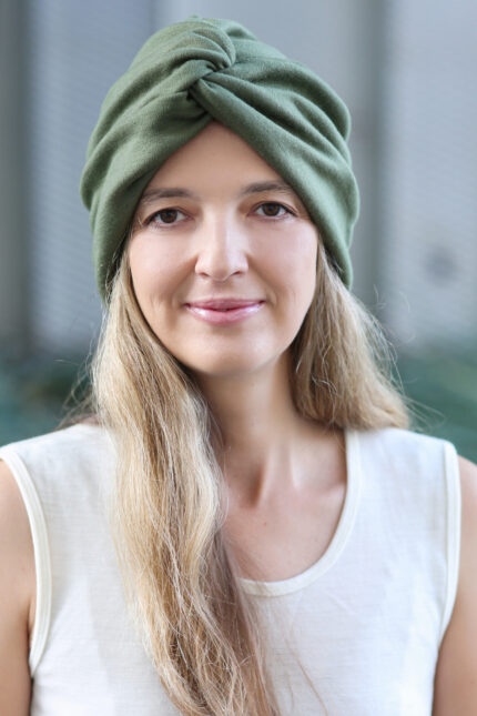 kepurės moterims iš merino vilnos