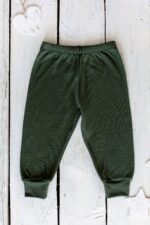 Kelnytės kūdikiui iš 100% merino vilnos, žalios spalvos, švelnios ir patogios kasdienai