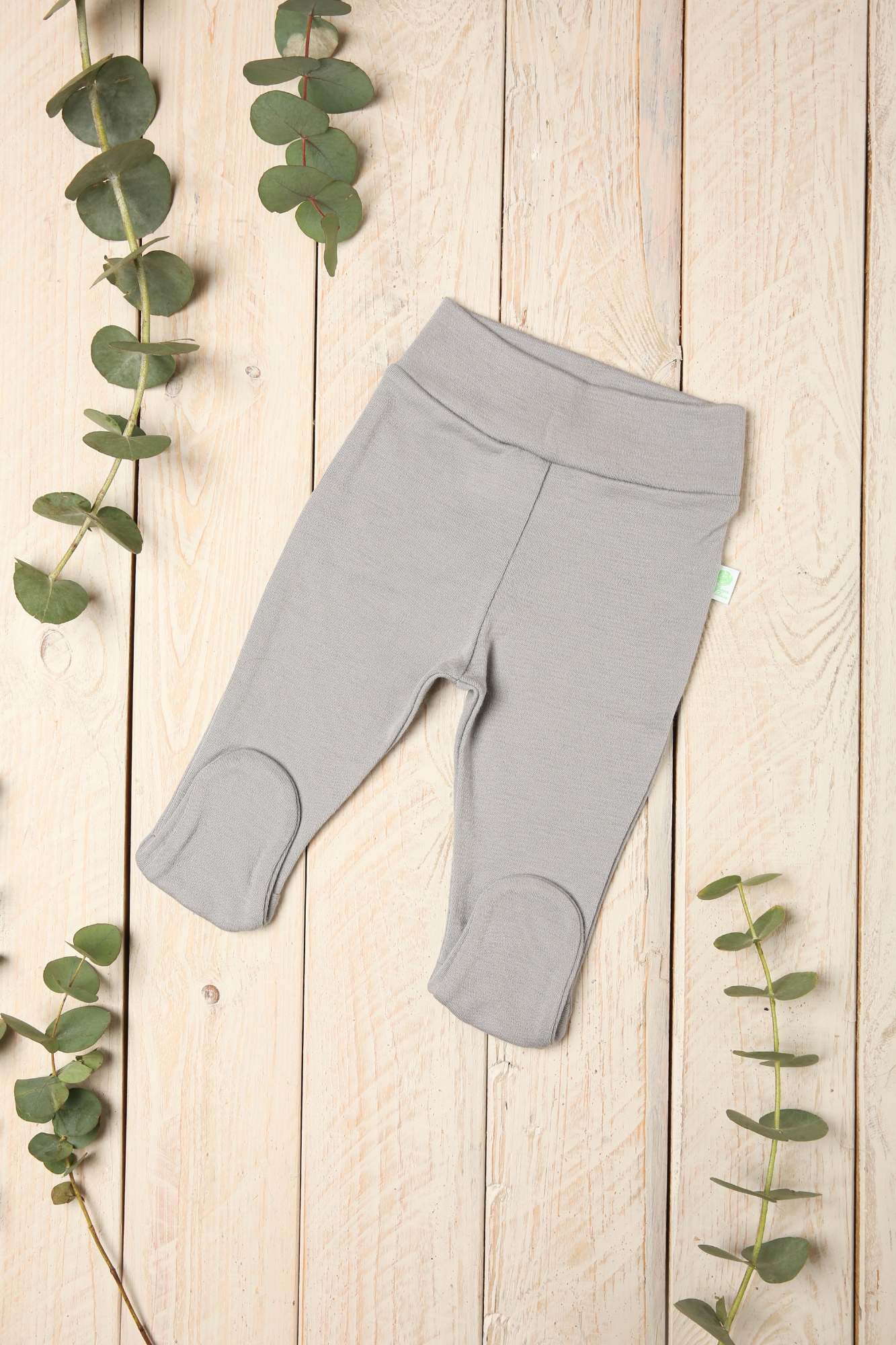 merino-vilnos-kelnytes-naujagimiui-su-pedutemis Merino vilnos kelnytės naujagimiui su pėdutėmis iš 100% merino vilnos