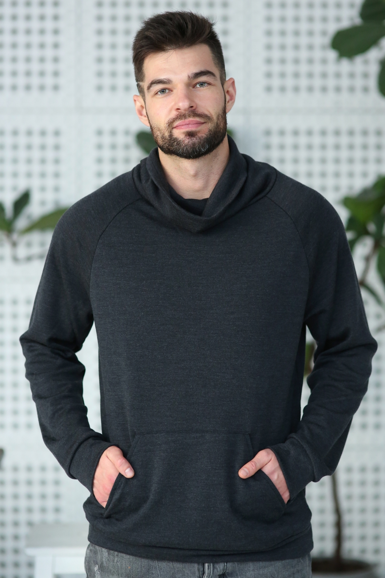 vyriskas-dzemperis vyriškas džemperis tamsiai pilkas