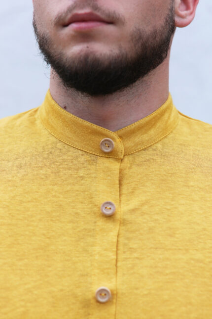 natūralaus lino vyriški marškiniai trumpomis rankovėmis