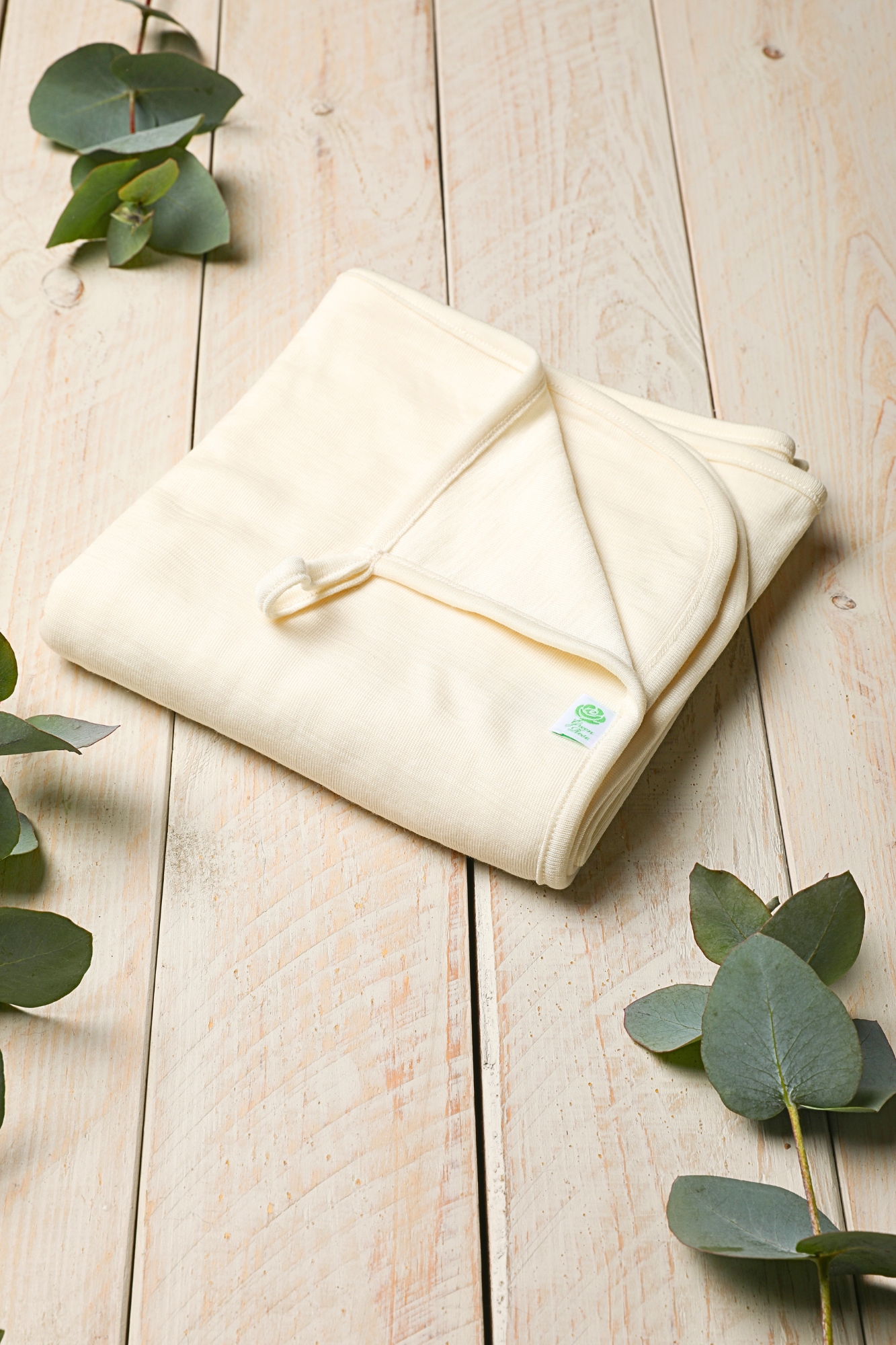 pledas-naujagimiui-su-silku Pledas naujagimiui su šilku