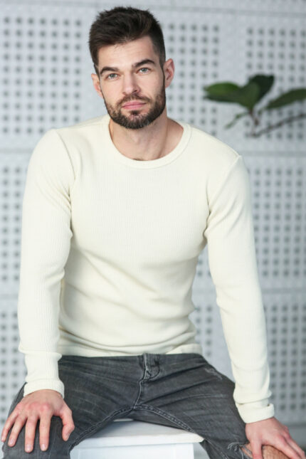 vyriškas megztinis iš merino vilnos baltas