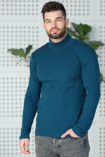 vyriškas megztinis aukštu kaklu